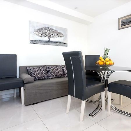 Urban Luxury Suites Juricevic Duće Exteriör bild